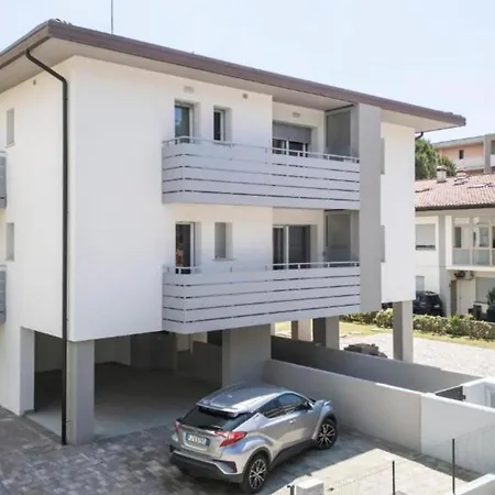 Elegant And Luminous With Terrace *