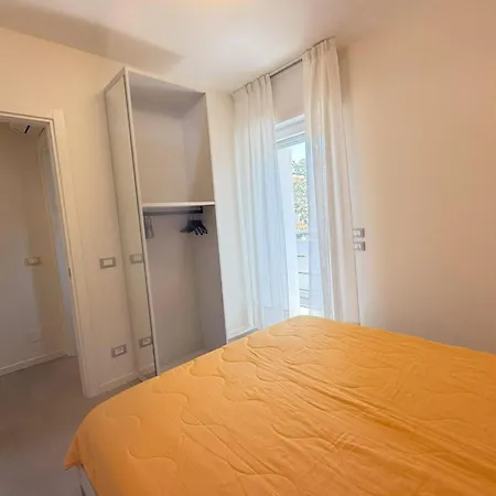 דירה Elegant And Luminous With Terrace *