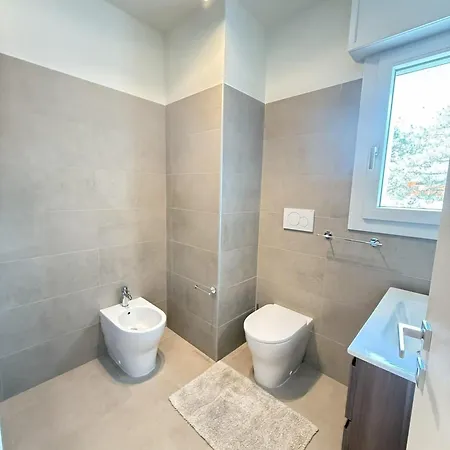 Elegant And Luminous With Terrace Appartement Bibione