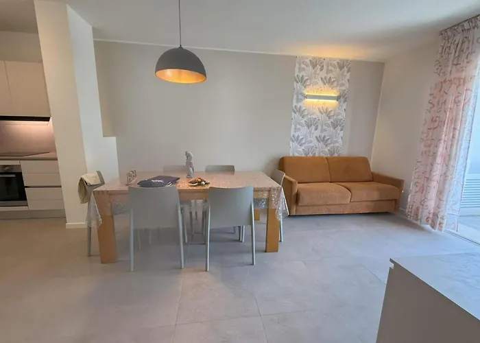 דירה Elegant And Luminous With Terrace