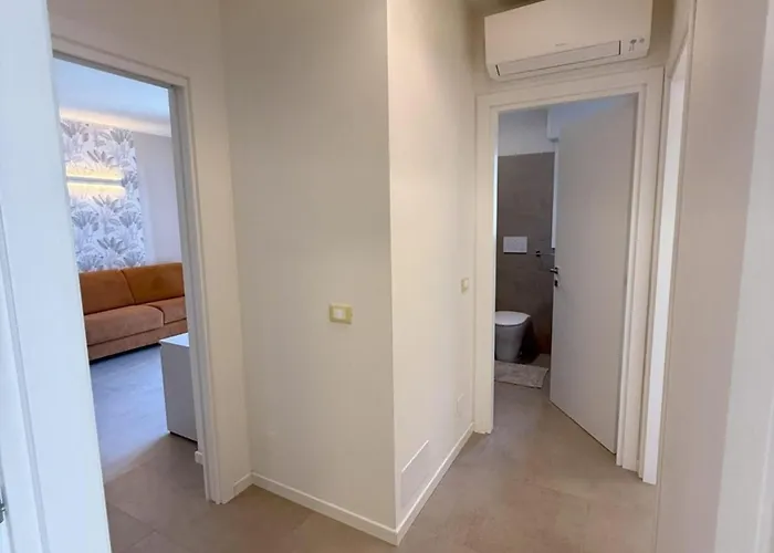 Elegant And Luminous With Terrace דירה