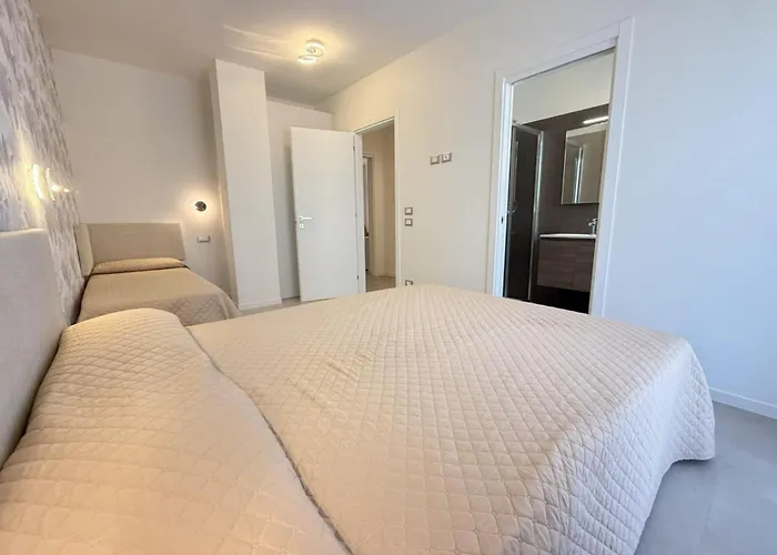 Elegant And Luminous With Terrace *