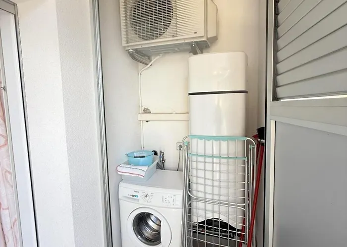 Elegant And Luminous With Terrace ביביונה